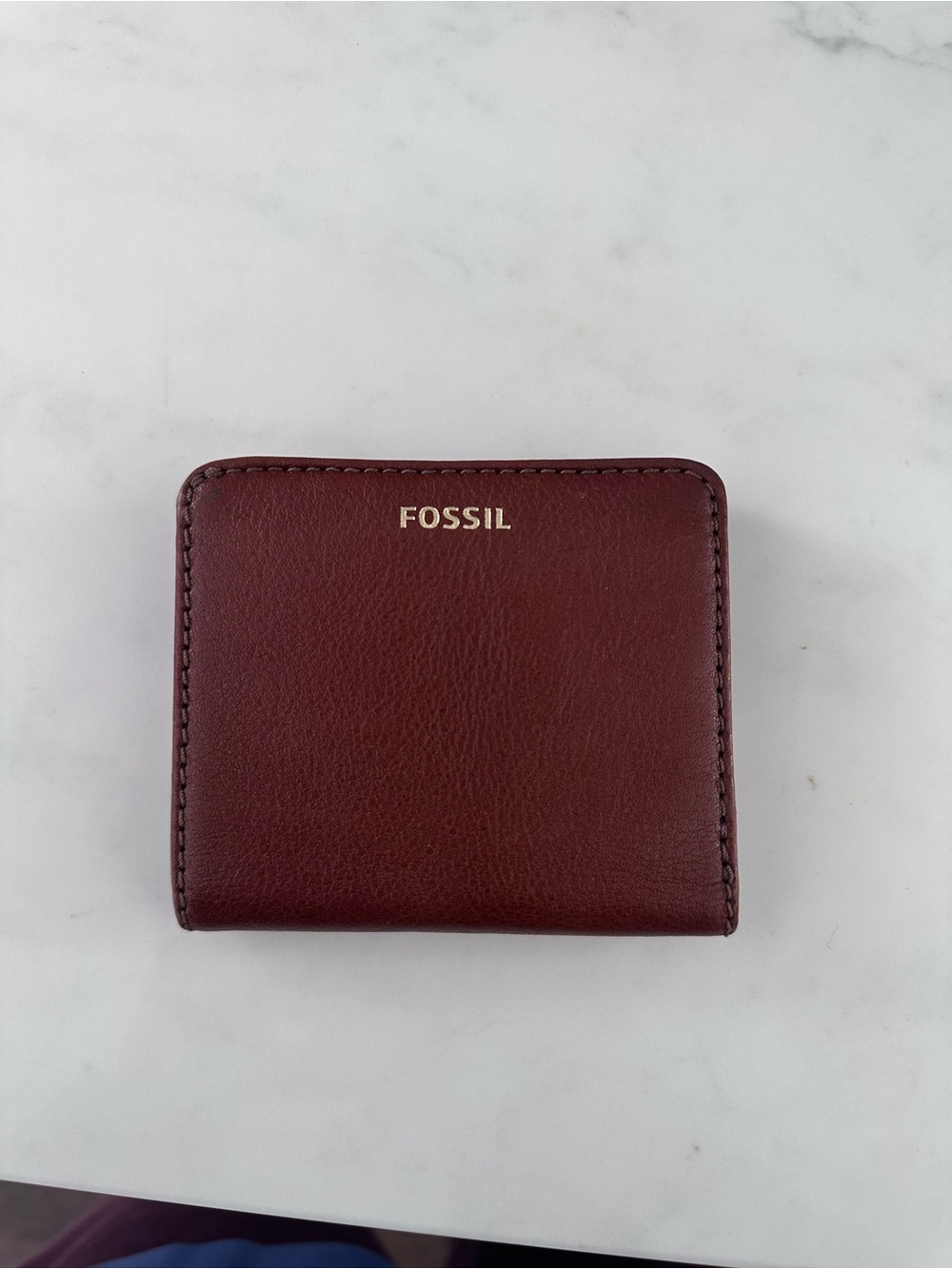 Fossil Men's Wine Leather Bifold Wallet with Gold Logo
